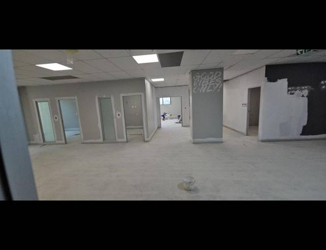 BUSINESS PROPERTY TO RENT IN WATERFALL